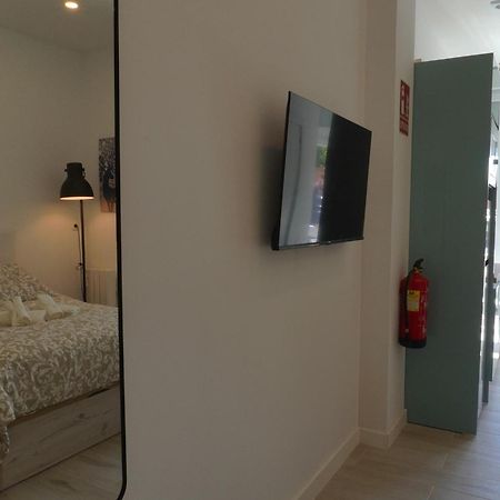 Casa De Huespedes Carabanchel2 Hotel Madrid Exterior photo